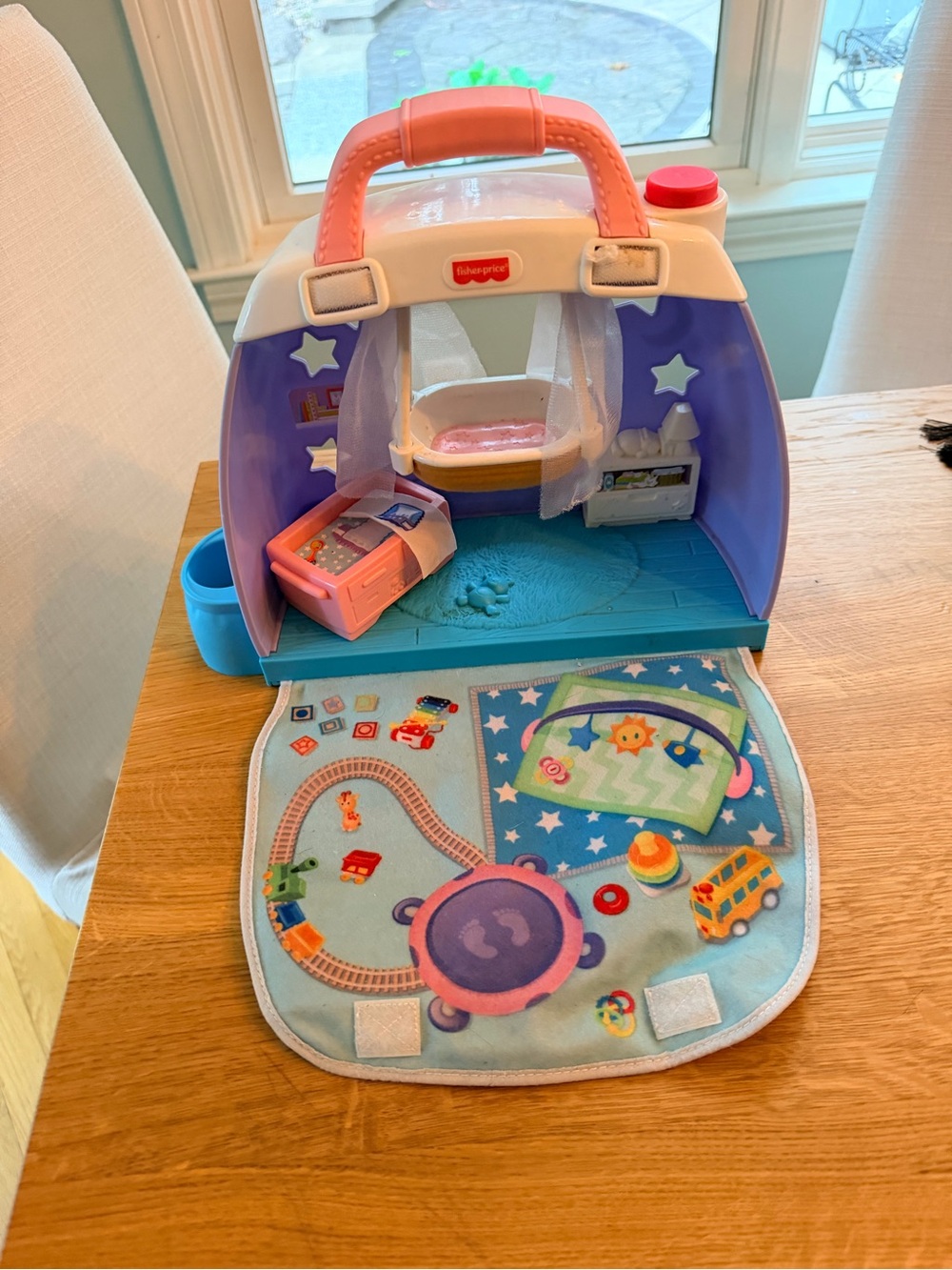 Fisher-Price Cuddle and Play set Carry Case - no figures included